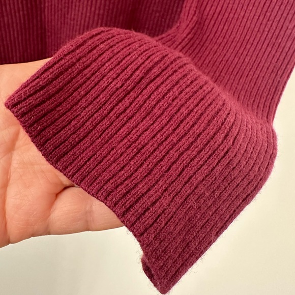 Aritzia Babaton Kitano Cross-Back Wool Sweater | XS | Wine - Picture 3 of 5